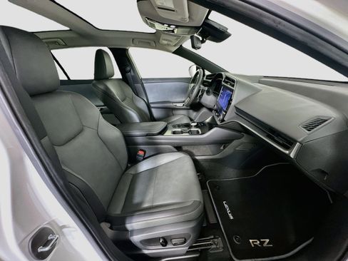 Used 2023 Lexus RZ 450e Premium w/ Technology Package AWD/4WD image 33
