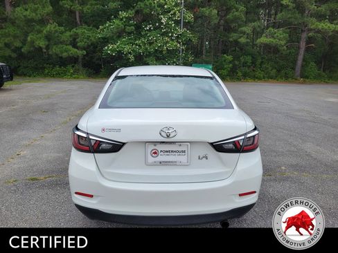 Used 2018 Toyota Yaris iA FWD image 5