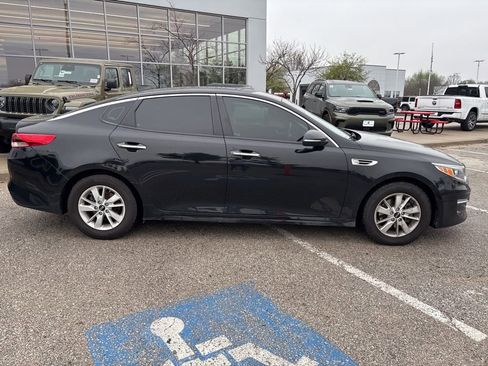 Used 2018 Kia Optima LX image 33