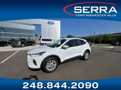 Used 2023 Ford Escape Active w/ Tech Pack #2 AWD/4WD image 1