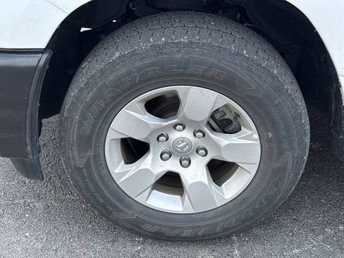 Used 2025 RAM 1500 Tradesman AWD/4WD image 10