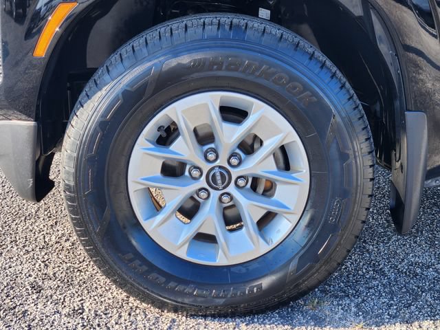 Used 2024 Nissan Frontier SV w/ Technology Package RWD image 10