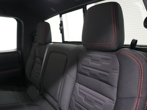 Used 2023 Nissan Frontier PRO-4X w/ Technology Package AWD/4WD image 13