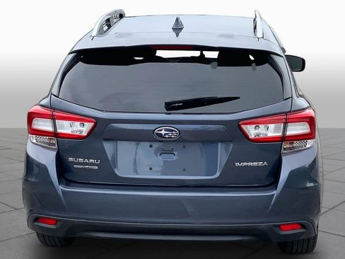 Used 2017 Subaru Impreza 2.0i Premium AWD/4WD image 5
