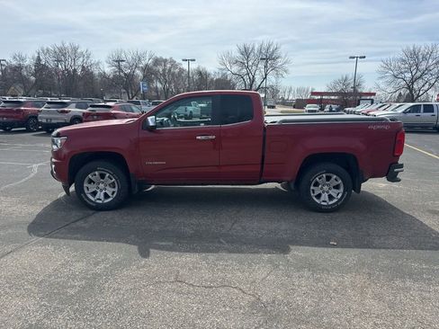 Used 2015 Chevrolet Colorado LT w/ Luxury Package image 2