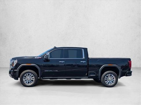 Used 2024 GMC Sierra 2500 Denali w/ Denali Reserve Package AWD/4WD image 9