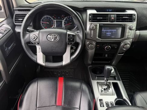 Used 2017 Toyota 4Runner SR5 Premium AWD/4WD image 12