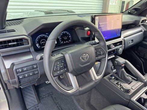 Used 2026 Toyota 4Runner TRD Sport Premium AWD/4WD image 14