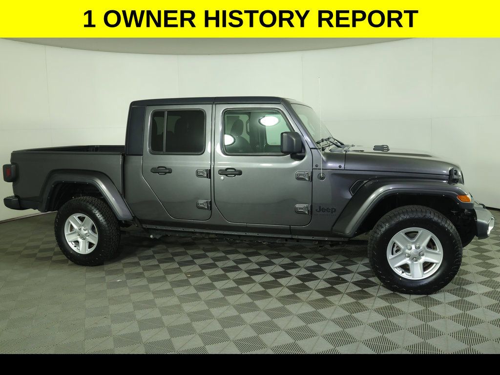 Used 2022 Jeep Gladiator Sport AWD/4WD image 2
