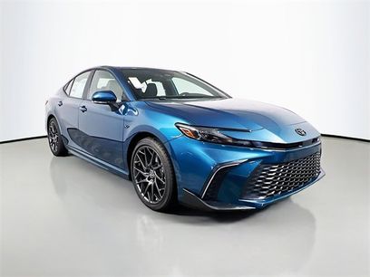 New 2025 Toyota Camry SE