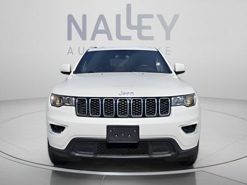Used 2020 Jeep Grand Cherokee Laredo AWD/4WD image 8