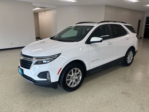 Used 2024 Chevrolet Equinox LT image 9