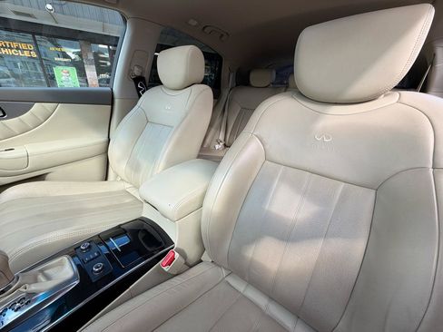 Used 2014 INFINITI QX70 AWD w/ Premium Package image 14