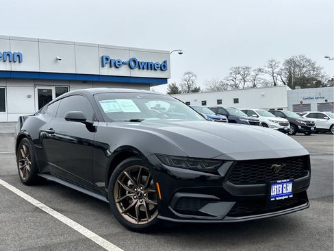 Used 2026 Ford Mustang Premium w/ Bronze Appearance Package image 34