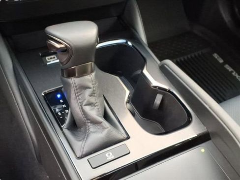 Certified 2024 Lexus ES 350 w/ Premium Package image 12