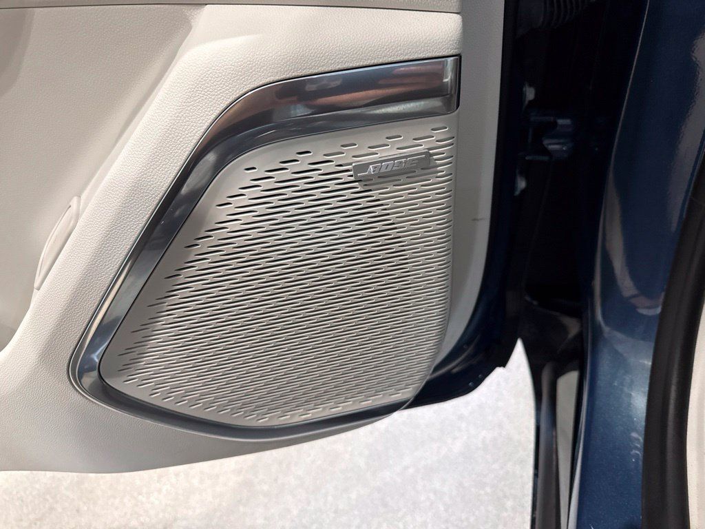Used 2024 GMC Acadia Denali w/ LPO, Floor Liner Package AWD/4WD image 26