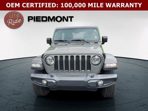 Used 2022 Jeep Wrangler Unlimited Sahara AWD/4WD image 2