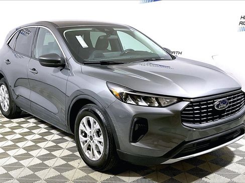 Certified 2023 Ford Escape Active w/ Tech Pack #1 image 3