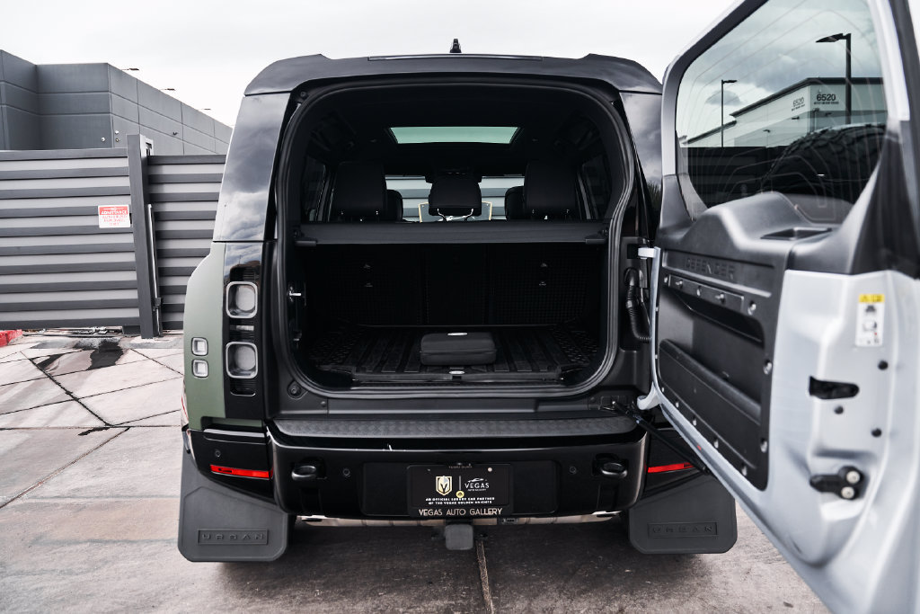 Used 2023 Land Rover Defender 110 X AWD/4WD image 22