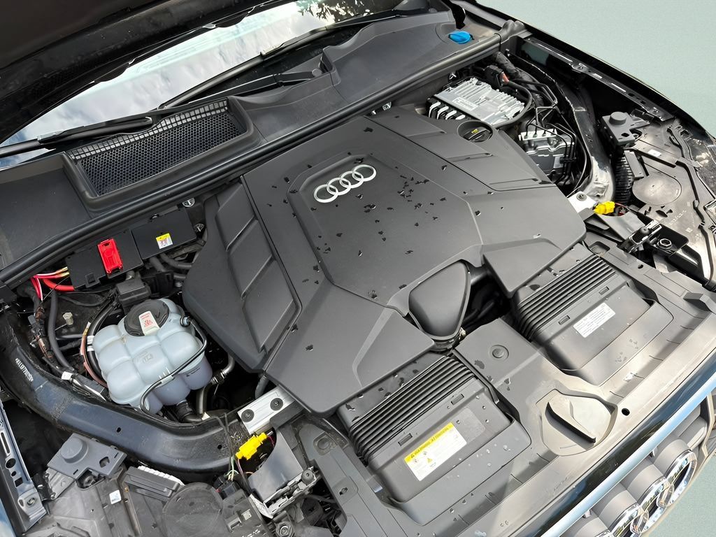 Used 2023 Audi Q7 3.0T Premium Plus AWD/4WD image 24
