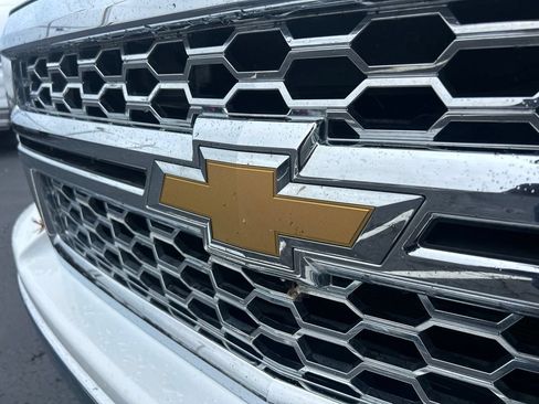 Used 2014 Chevrolet Silverado 1500 LT w/ LT Convenience Package AWD/4WD image 10