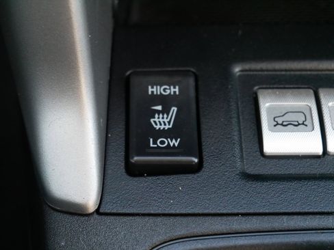 Used 2015 Subaru Forester 2.5i Limited image 30