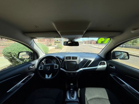 Used 2019 Dodge Journey SE w/ Premium Group FWD image 13