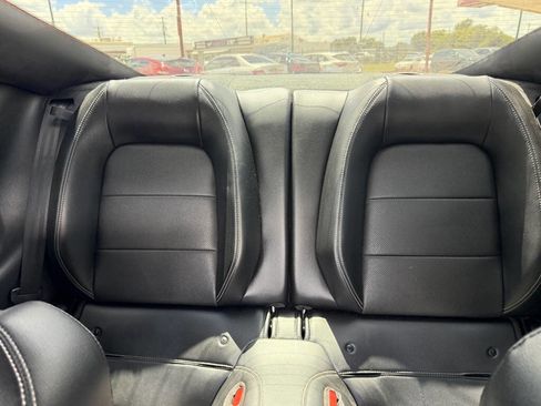 Used 2022 Ford Mustang Premium RWD image 17
