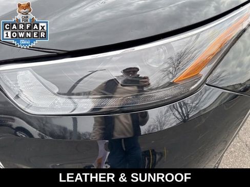 Used 2023 Toyota Highlander XLE image 29