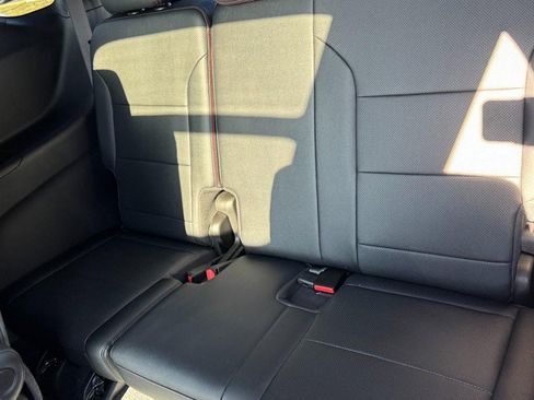 Used 2024 Chevrolet Traverse RS image 12