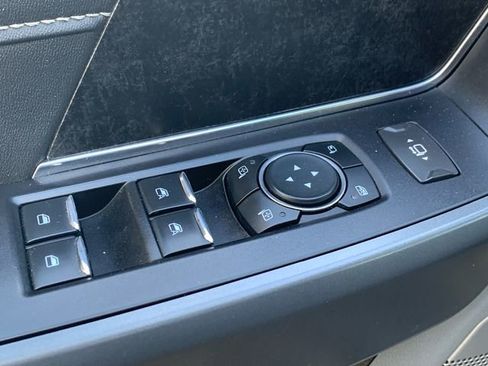 Used 2023 Ford F250 XLT w/ XLT Premium Package image 21