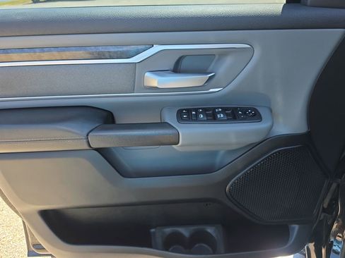 Used 2019 RAM 1500 Big Horn image 18