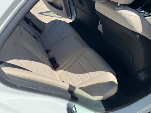 Used 2017 Mercedes-Benz C 300 Luxury image 16