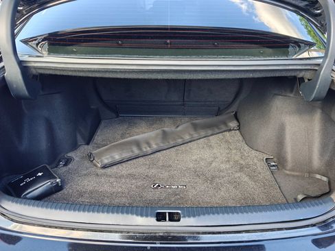 Used 2015 Lexus IS 250 RWD image 41