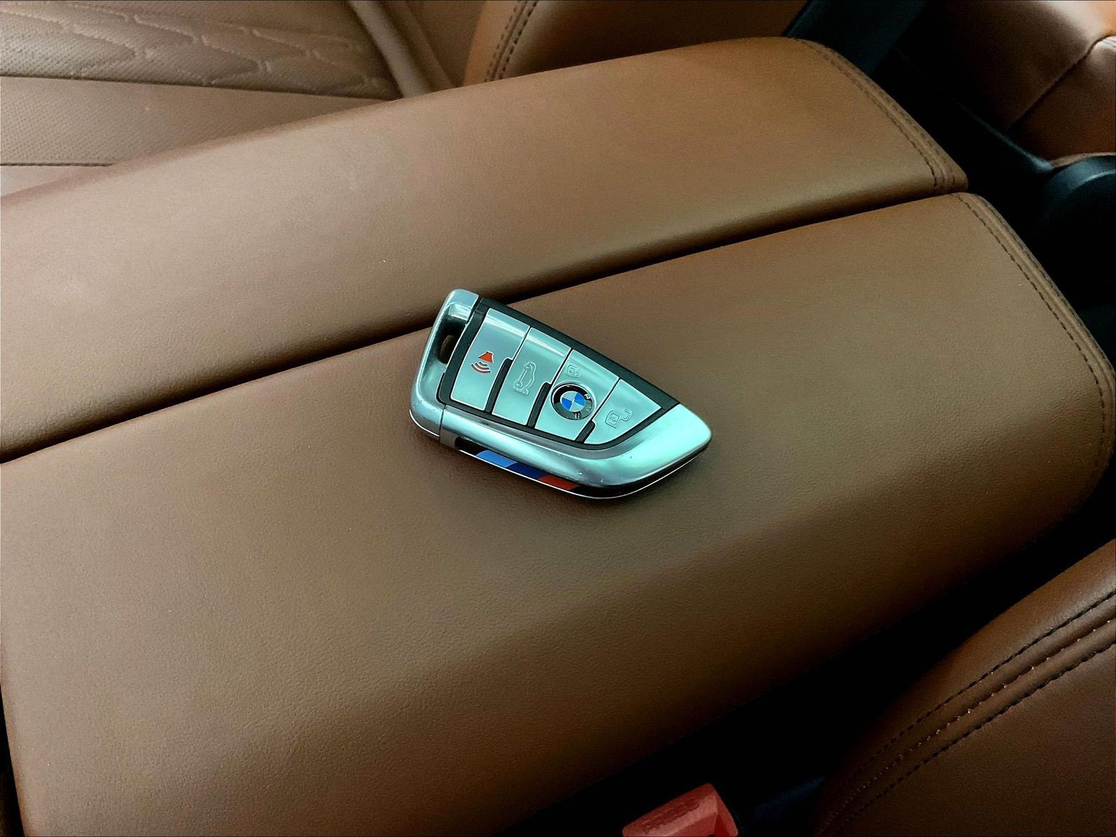 Used 2022 BMW X7 M50i AWD/4WD image 36