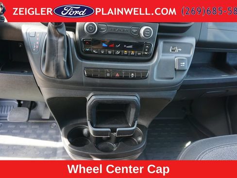 Used 2025 RAM ProMaster 2500 w/ U-Haul Equipment Group FWD image 16