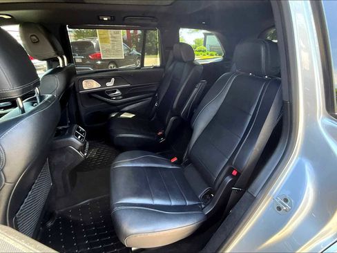 Used 2022 Mercedes-Benz GLS 450 4MATIC image 15