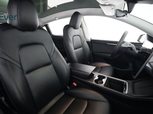 Used 2023 Tesla Model Y Performance AWD/4WD image 23