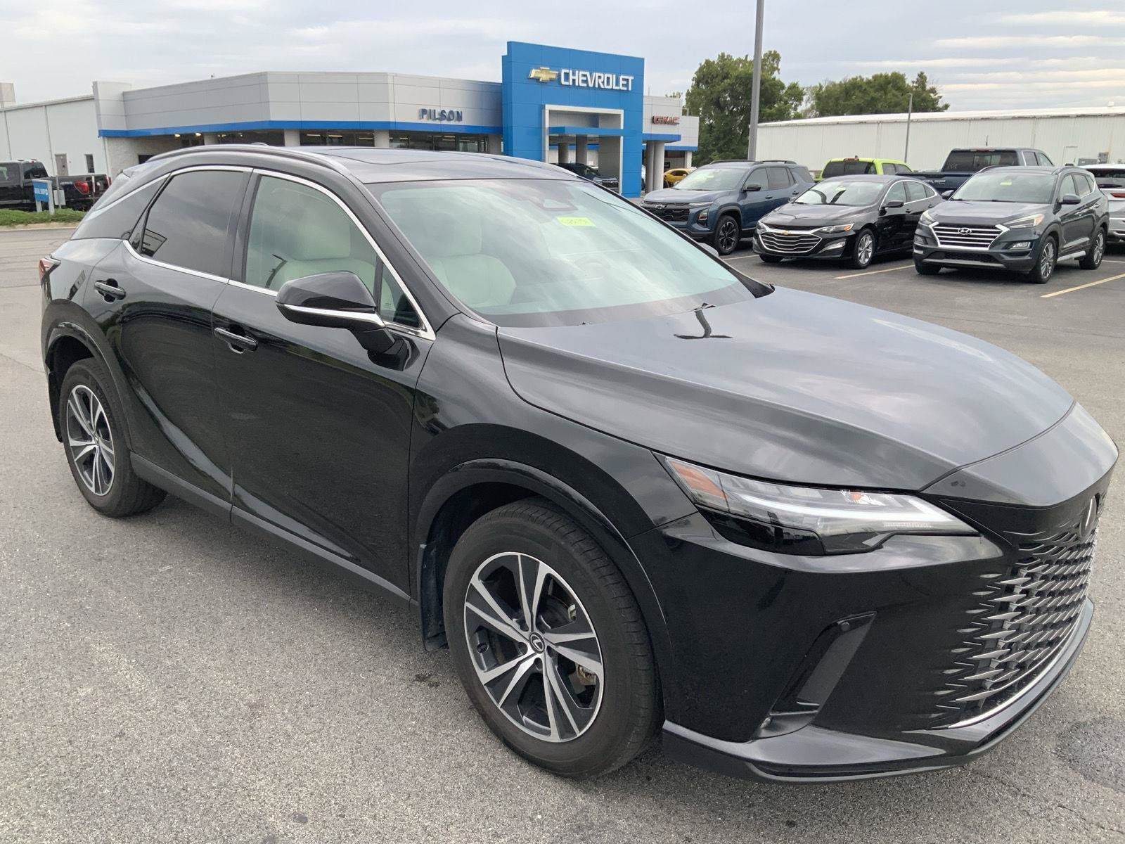 Used 2023 Lexus RX 350 Premium w/ Cold Area Package AWD/4WD image 2