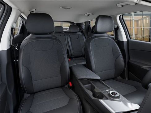 New 2025 Kia EV6 Light w/ Light LR Technology Package image 15