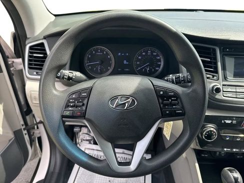 Used 2017 Hyundai Tucson SE image 15