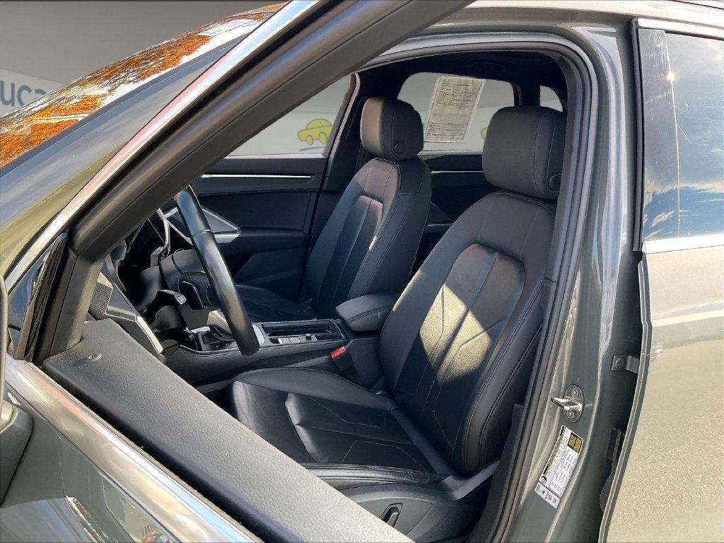 Used 2025 Audi Q3 2.0T Premium AWD/4WD image 9