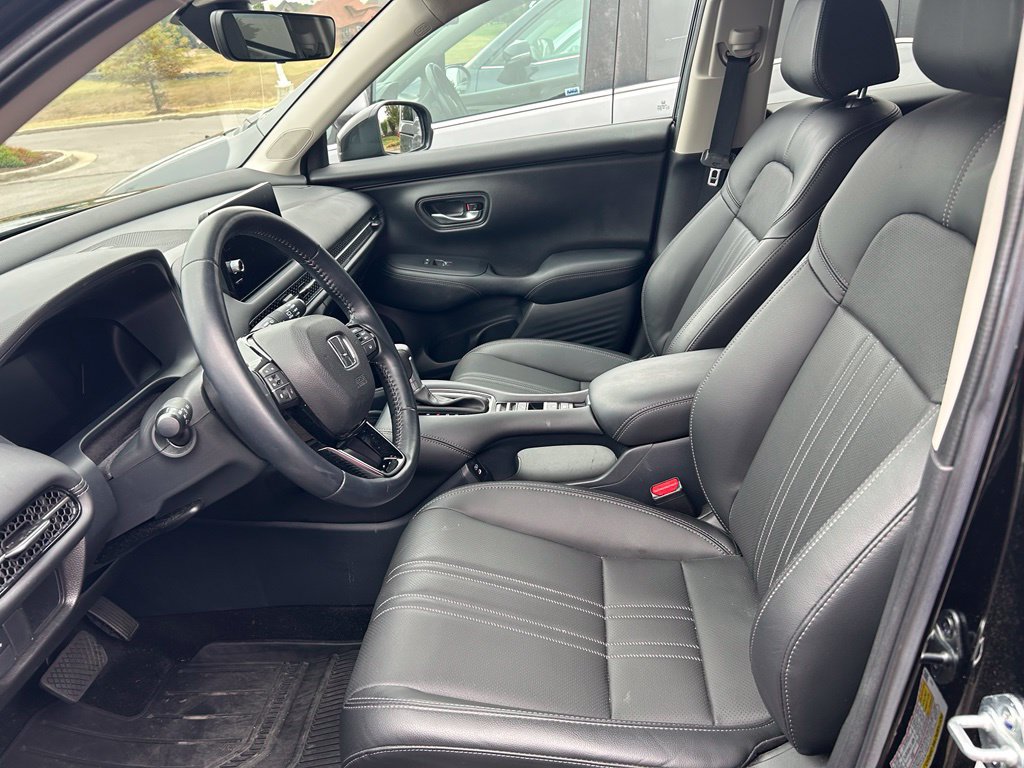 Used 2025 Honda HR-V EX-L image 5