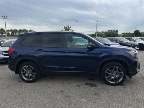Certified 2023 Honda Passport EX-L image 3