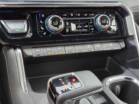 Used 2024 GMC Sierra 1500 Denali Ultimate AWD/4WD image 28