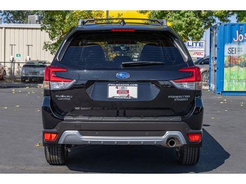 Used 2024 Subaru Forester Touring w/ Convenience Package image 4