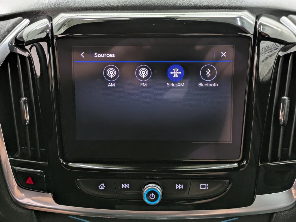 Used 2023 Chevrolet Traverse LT w/ LPO, Floor Liner Package AWD/4WD image 31