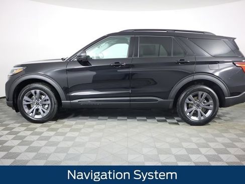 New 2026 Ford Explorer Active image 6