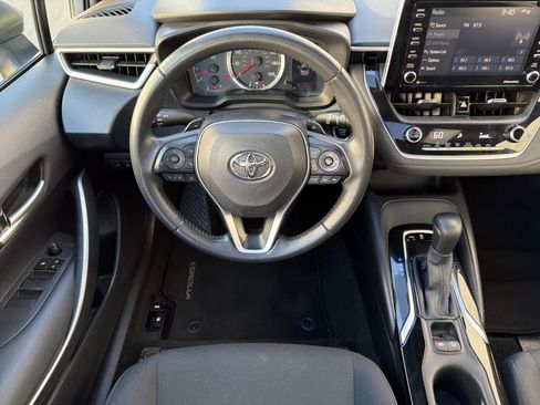 Used 2021 Toyota Corolla SE w/ SE Premium Package FWD image 14