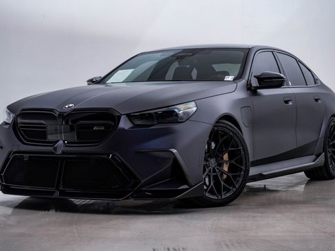 Used 2026 BMW M5 w/ Executive Package image 1